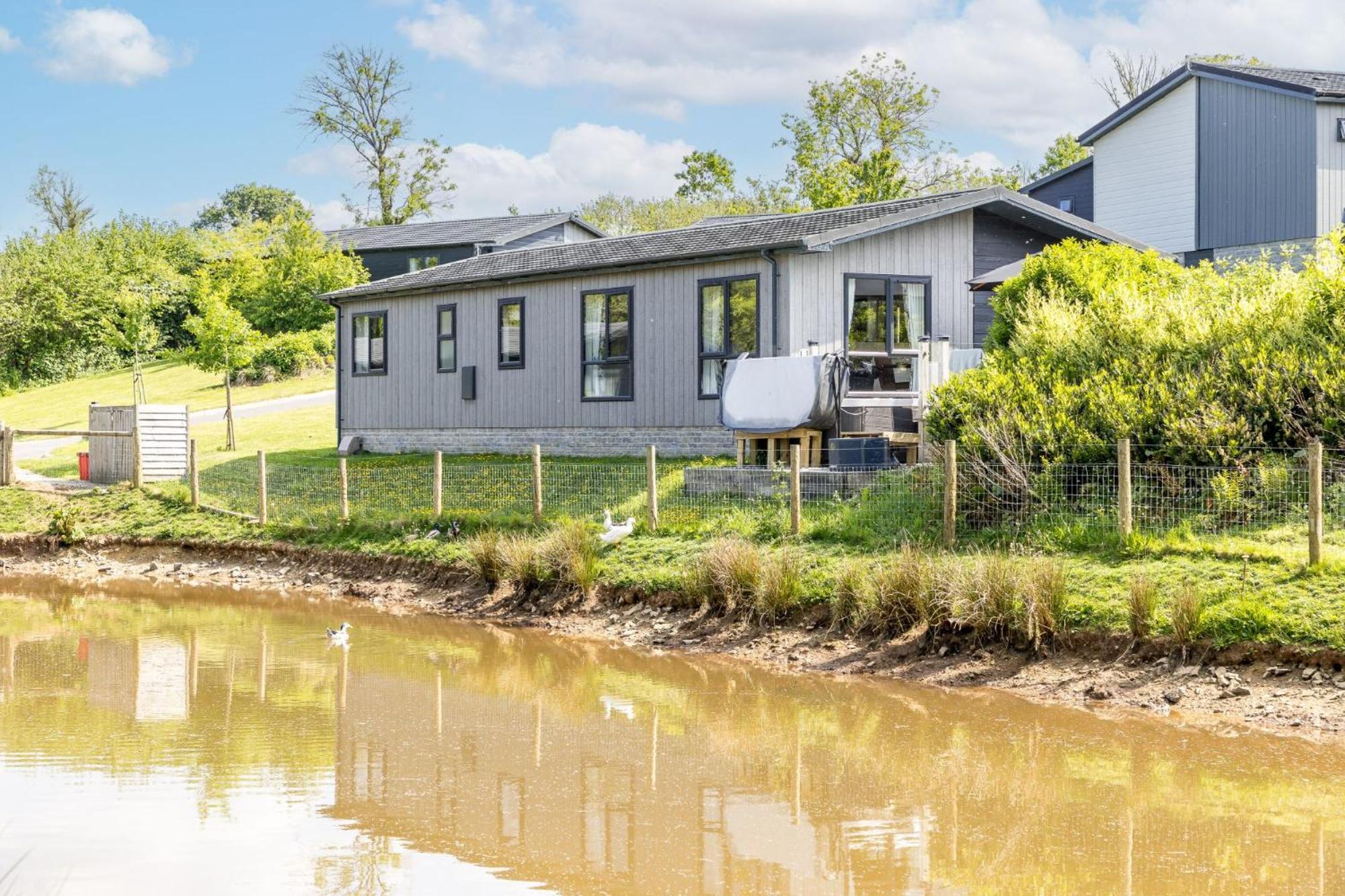 Lilac Lodge, 22 Roadford Lake Lodges Lifton Kültér fotó