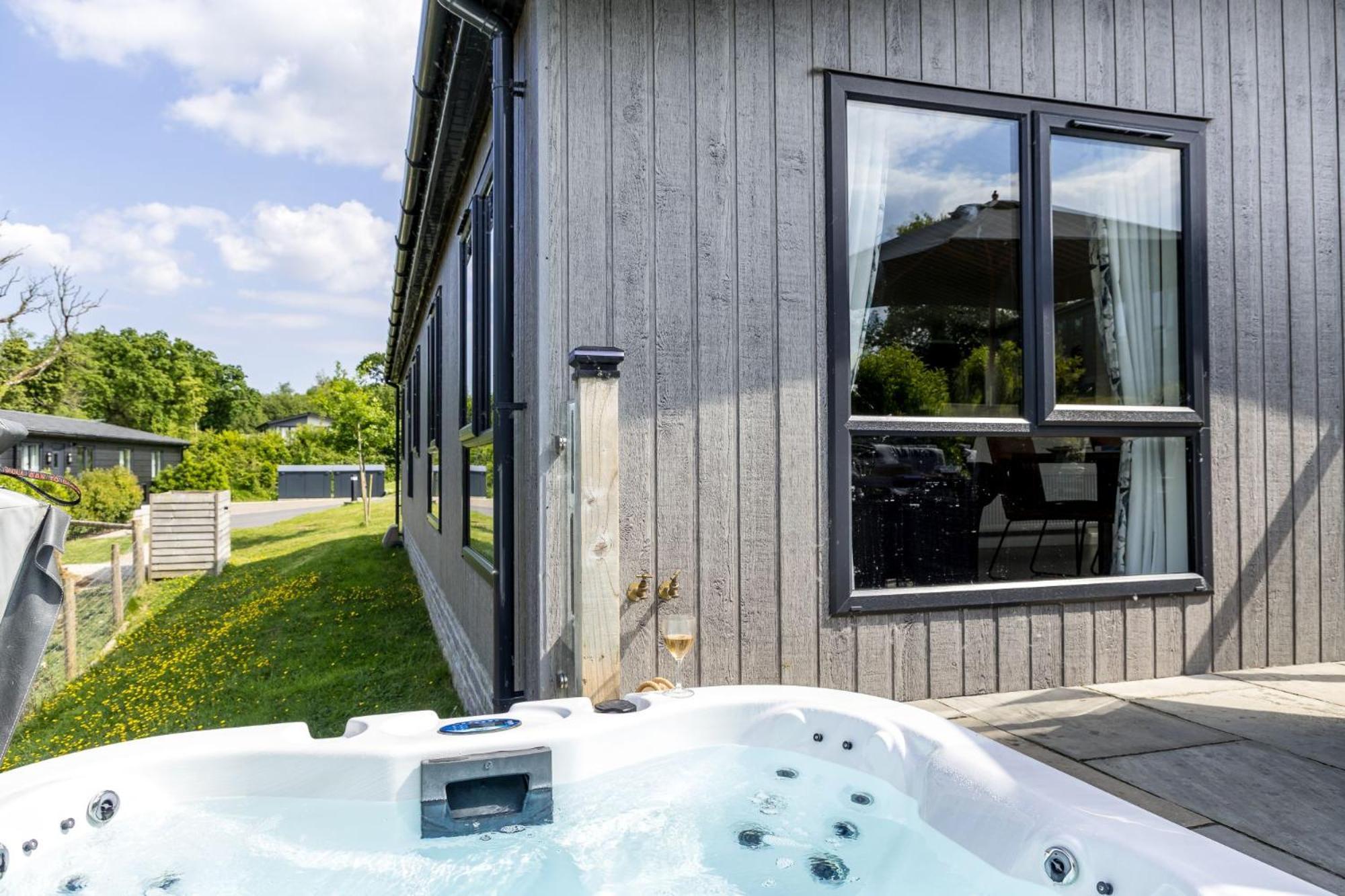 Lilac Lodge, 22 Roadford Lake Lodges Lifton Kültér fotó